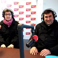 Père Jean du Parc et Betty Colin en studio