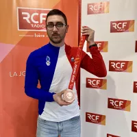 Hyacinthe Deleplace et sa médaille de bronze des Jeux Paralympiques de Pékin 2022