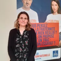 Clémence Chicaud, déléguée dans les Côtes d'Armor, du Secours catholique. ©Dominique Chapron