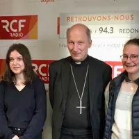 Rencontre des lycéens de l'Assomption avec MGR d'Ornellas