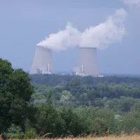 Le centrale nucléaire de Belleville-sur-Loire - Par LeMorvandiau — Travail personnel, CC BY-SA.
