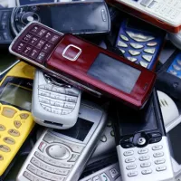 La Fondation Orange a mis en place un challenge pour mobiliser les communes sur le recyclage des téléphones portables ©DR