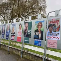 Affiches des candidats à l'élection présidentielle 2022