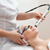 La technologie laser, appliquée à la dermatologie. (© espla.fr)