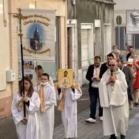 Procession en l'honneur de Charles de Foucault © RCF 55