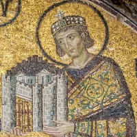 Saint Constantin ©Wikimédia commons