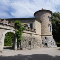 Le château de Mouans-Sartoux - Par G CHP — Travail personnel - Wikipedia