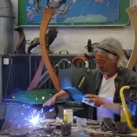 Gari, dans son atelier à Ecouflant © RCF Anjou