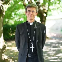 Profil Twitter de Mgr Pierre-Antoine Bozo