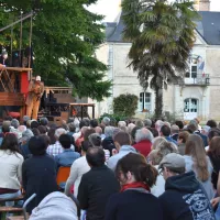 La troupe du TRPL s'installe au cœur du village