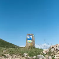 borne du chemin de Saint-Jacques - © Les Argonautes via Unsplash