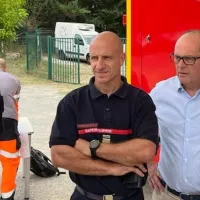 Bruno Lafon, le maire de Biganos avec les pompiers girondins sur le front des incendies, ©Bruno Lafon