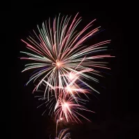 C'est la première fois que les fêtes secrètes réalisent le feu d'artifice du 14 juillet d'Aizenay