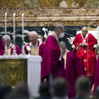 Le pape François célèbre une messe pour les évêques et les cardinaux décédés au cours de l'année écoulée, Vatican, le 04/11/2021 ©Pierpaolo Scavuzzo / Hans Lucas