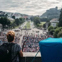 Plus de 6.000 pèlerins sont attendus à Lourdes pour le Pèlerinage national de l'Assomption qui se tient du 12 au 16 août 2024, en partenariat avec RCF ©Jean-Matthieu Gautier / Hans Lucas