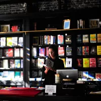 LIBRAIRIE-LECTURE-LIVRE-RENTREE-LITTERAIRE_credit-pj-accetturo-unsplash