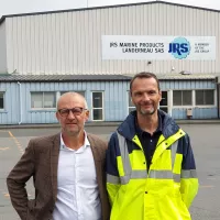 Laurent Ouvrard et Arnaud Delafon devant JRS Marine Products à Landerneau @ Christophe Pluchon, RCF 2022