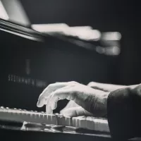 piano - © Dolo Iglesias via Unsplash