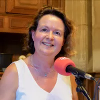 Lætitia de Traversay, animatrice de la table ronde - © RCF Lyon