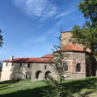 L'abbaye de Doue est située sur les hauteurs de Saint-Germain-Laprade. ©Cédric Bonnefoy