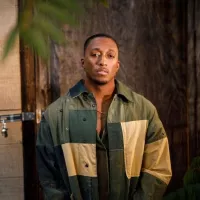 ® lecrae.com 
