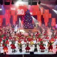 Le spectacle de Noël 2021 de Val Grangent, avec plus de 150 figurants et danseurs bénévoles. Ⓒ Association Val Grangent