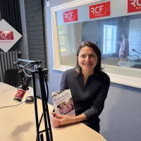 Stéphanie Changarnier dans les studios de RCF à Metz