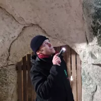Bastien Martin, référent chauves-souris au Parc naturel régional Loire Anjou Touraine ©RCF Anjou