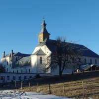 L'abbaye Notre-Dame des Neiges, en Ardèche, est un haut lieu de spiritualité ©Monastère de Boulaur