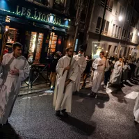 Procession en l'honneur de l'Immaculée Conception à Lyon, le 08122021 ©Nicolas Liponne  Hans Lucas