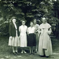 Jean Vanier a rencontré Thomas Philippe (ici en 1947) en 1950 au sein de la communauté de l'Eau vive ©Wikimédia Commons