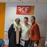 Mouna Touré à gauche et Charlotte Kieffer à droite sont les invité d'Hadrien Barrau