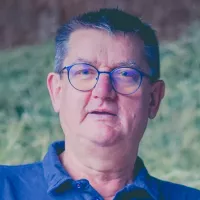 Alain Delangle est agriculteur à Saint-Fraimbault dans l'Orne. ©Degustonfoin
