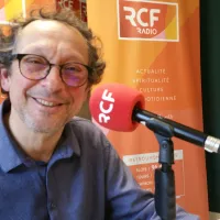 Soyons curieux