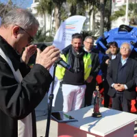 Le père Guy Largillière fait la bénédiction d'un micro-tunnelier à Cannes - RCF