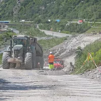 Travaux sur la digue Amont-Pont-d'Arc à Villargondran - Savoie - France - Wikipedia Commons