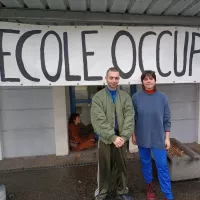 A Lorient, les étudiants se relaient, jour et nuit, pour occuper les locaux de l'école d'art. 