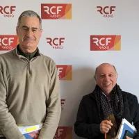 Bernard Fesquet, président du Secours Catholique dans le Cantal et le Puy-de-Dôme (à gauche), et Guy Xicluna trésorier de solidarauto (à droite)