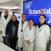 Une partie des chercheurs et médiateurs d'Océanolab à Océanopolis à Brest @ Christophe Pluchon, RCF 2023