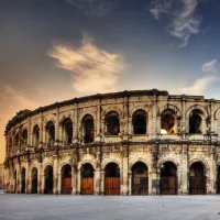 Arènes de Nîmes - CC BY 2.0 Wolfgang Staudt via Wikimedia Commons