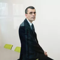 DR