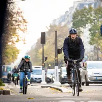 Piste cyclable à Paris © Amaury Cornu / Hans Lucas