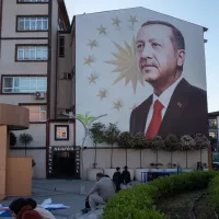 A Rize, la ville d origine de Recep Tayyip Erdogan. Le visage du président turc est omniprésent. Photo : Marie Tihon / Hans Lucas