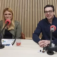 Caroline Aubert, conseillère en développement territorial à la Chambre de Commerce et d’Industrie et Antoine Martinez, vice-président de la commission commerce, sont venus dans les studios de RCF Saint-Etienne le lundi 15 mai. Ⓒ Jean-Claude Duverger / RCF Saint-Étienne