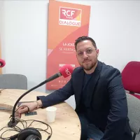 Levon Khozian dans les studios de ©Dialogue RCF