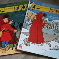 Deux albums de la bande dessinée Loupio de Jean-François Kieffer