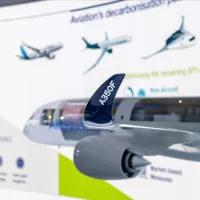 Salon International de l'Aéronautique et de l Espace (SIAE) de Paris-Le Bourget, ici le chalet Airbus et la présentation des avions de ligne à plus faible émission, faible consommation de kérosène © Stéphane MOUCHMOUCHE / Hans Lucas