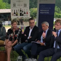 Signature ce lundi 5 juin 2023 du plan d’arrachage de 9 500 hectares de vignes, la distillation doit suivre ©RCFBordeaux.