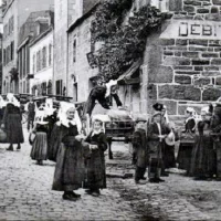 La commune de Pont-Aven, dans le Finistère, vers 1930 ©Wikimédia commons