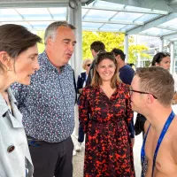 de gauche à droite : Amélie Oudéa-Castéra, Marc Truffaut, Sandrine Chaix et un athlète - © RCF Allier (Stéphane Longin)